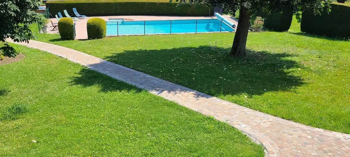 Le Clos Des Vignes Sarcey
